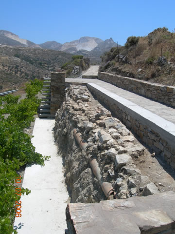 Restoration of the ancient aqueduct in the region Ampelaki, Katsoprini, Naxos.